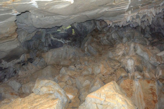 Пещера отшельника. Лаос